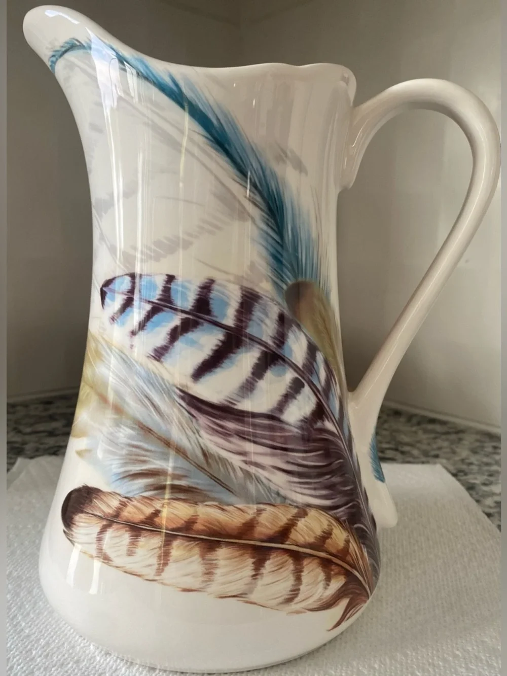 •NWOT•Pier 1 Imports Ironstone ‘FEATHER’ Large Ceramic Handled Water Pitcher